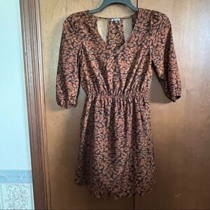 BeBop Juniors Size Small Black and copper Print Dress. Slip on Elastic Waist❤️